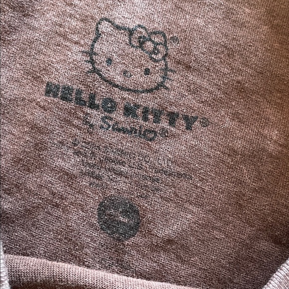 Hello Kitty Western Graphic Tee Women’s Size Large - Picture 3 of 4